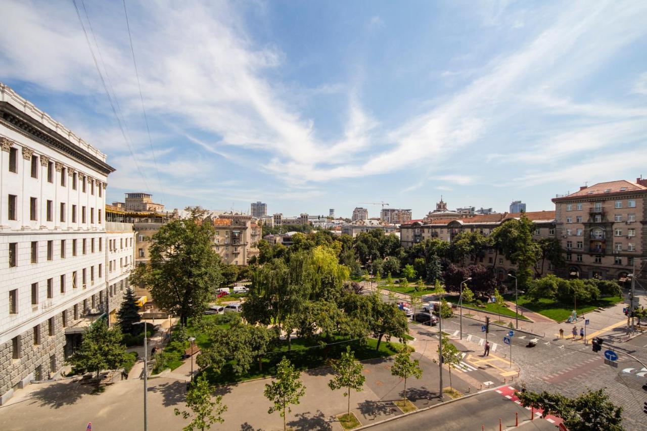 Dayflat Apartments Maidan Area Kyiv Exterior photo